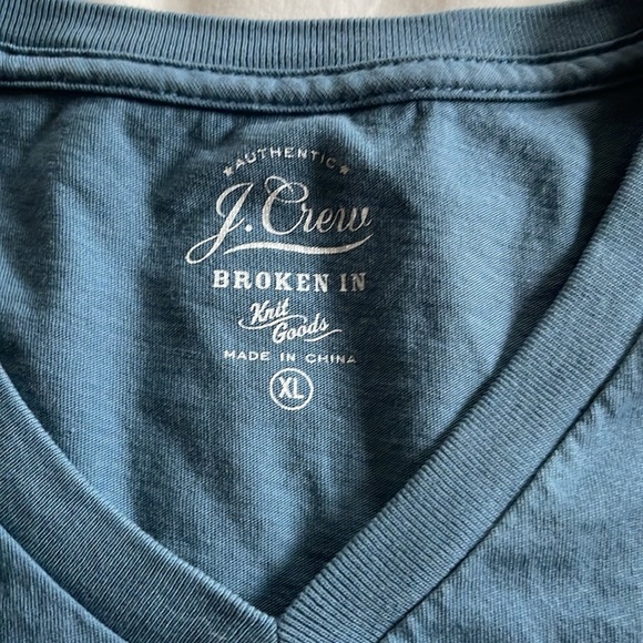 Shirt - Picture 2 of 3